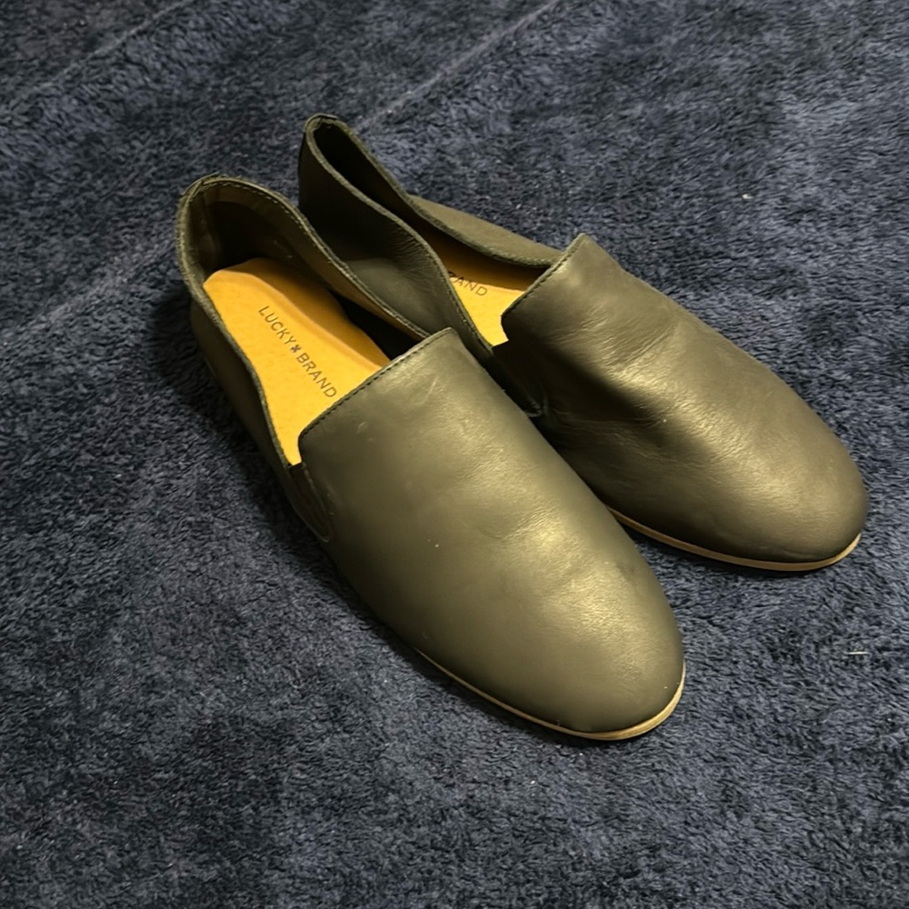 Brand new lucky brand flats